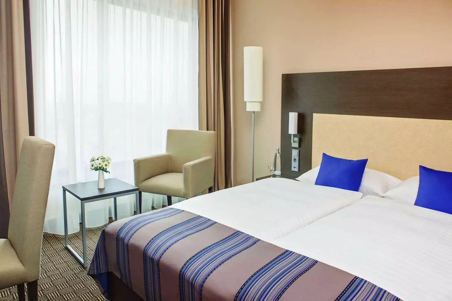 ✈ DEUTSCHLAND | Hamburg - InterCityHotel Hamburg Dammtor-Messe 4*, ...