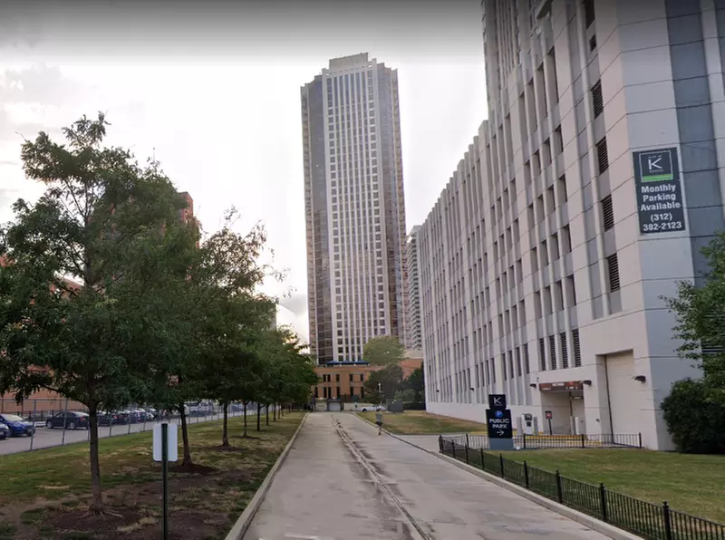 Parking at Alta K 555 W. Kinzie St. Garage - Primary Image