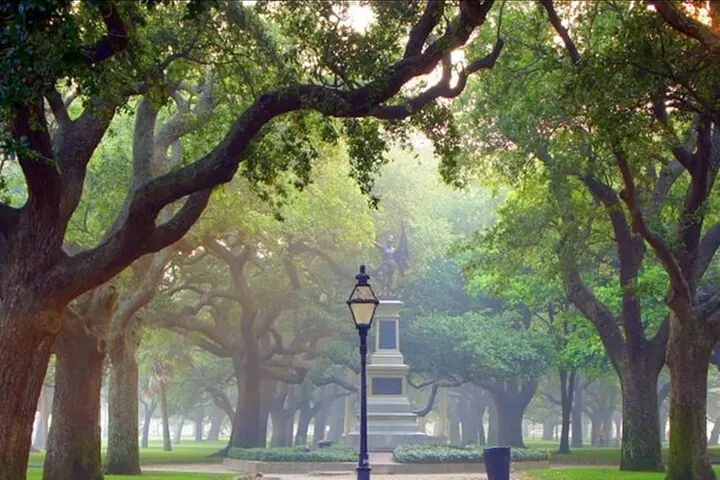 Small Group Historic Charleston walking Tour