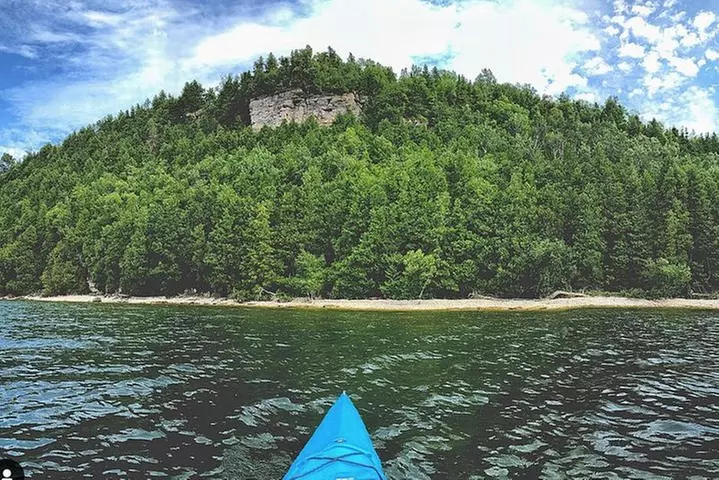 Death's Door Bluff Kayak Tour