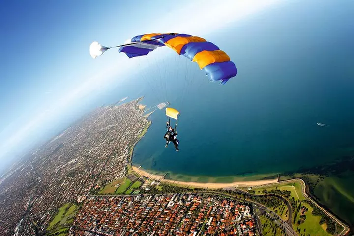 Melbourne: Tandem Skydive Experience over St. Kilda Beach - Primary Image