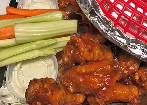 5% Cash Back at Jesse's Xtreme Sports Bar & L...
