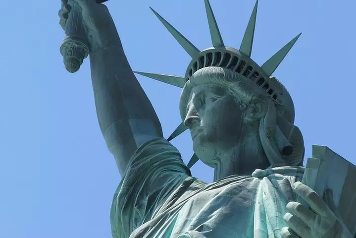 Statue of Liberty and Ellis Island 60 Minute sightseeing Cruise