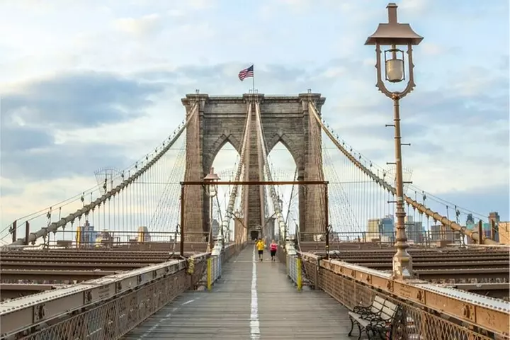 Private Brooklyn Bridge Tour with a Local
