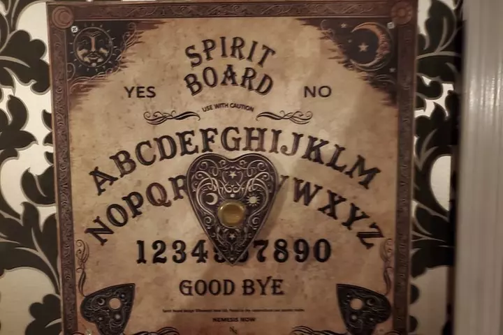 Vampire's Lair Escape Room Game for Private Group