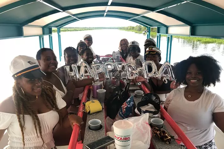 New Orleans Bayou and Swamp Tiki Boat Tour