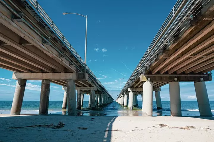 Astonishing Scavenger Hunt: Surf, Sand and Sculptures!