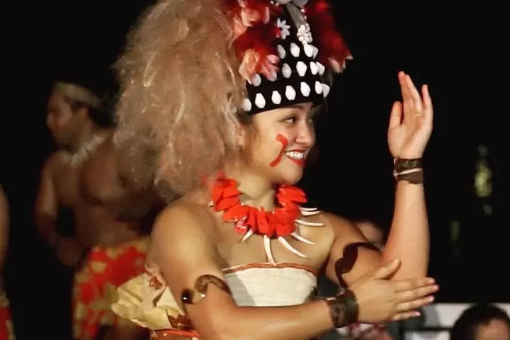 Toa Luau at Waimea Valley, Oahu