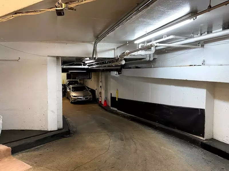 Parking at City Parking - 1065 Park Avenue Garage LLC