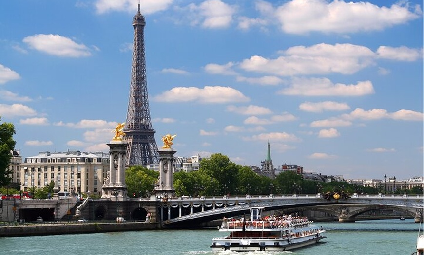 Image 5: Pass prioritaire sur le toit de l'Arc de Triomphe et croisière sur ...