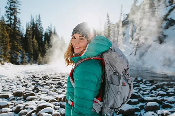 4-Day Winter Rockies Tour, Calgary in Vancouver out with Free day - Primary Image