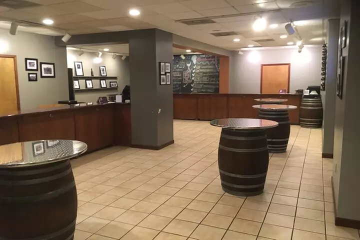 Private Loudoun County Wine Tour from DC with Stops at 3 Wineries