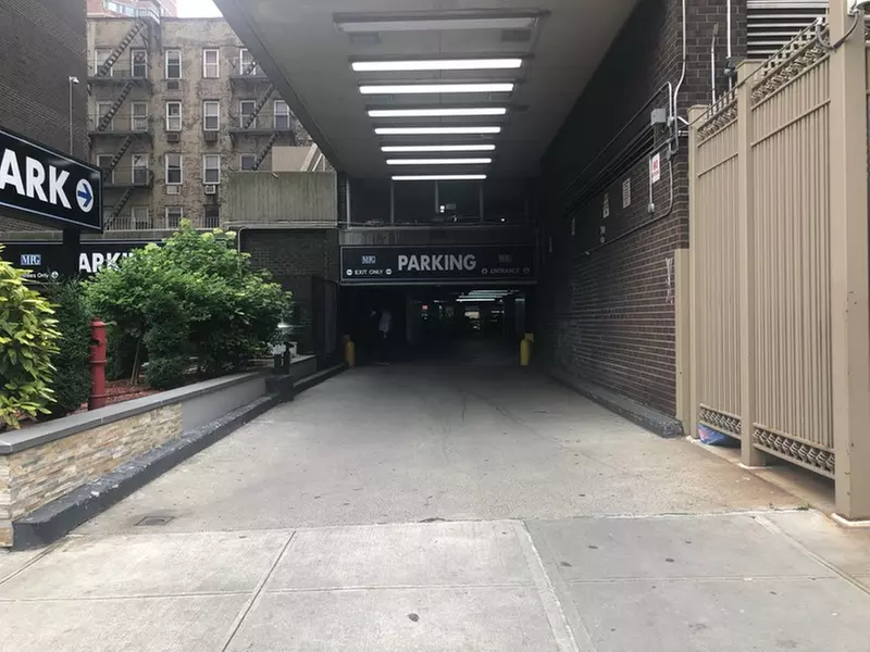 Parking at MPG Parking - MP East 26 LLC Garage - Primary Image