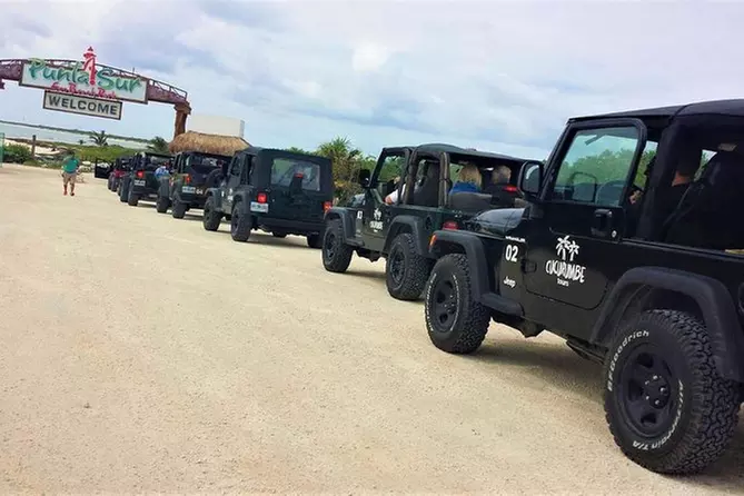 Cozumel Jeep Excursion and Snorkel Tour with Lunch - Primary Image