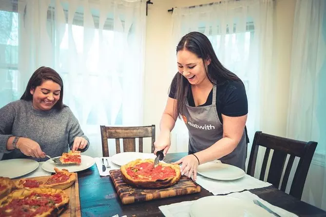 Learn to Make Chicago Deep-Dish Pizza with a Local - Primary Image