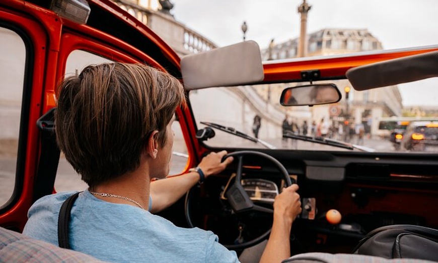 Image 10: Balade Privée en Citroën 2CV à Paris - 2h