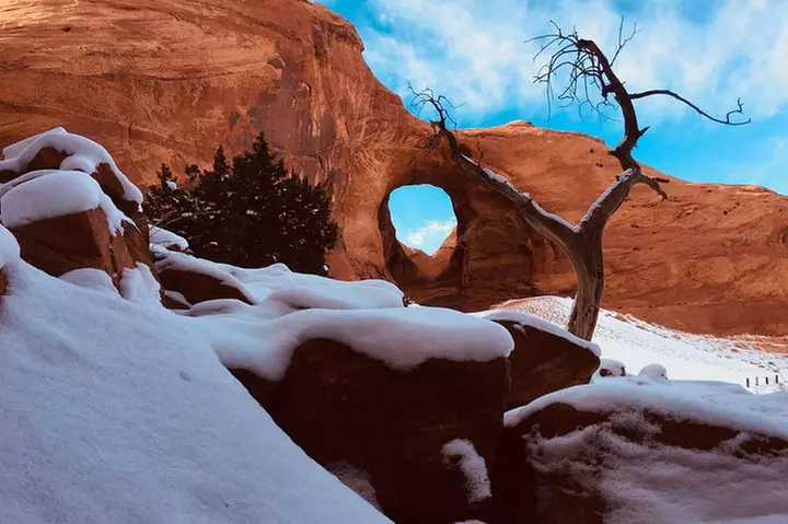 Monument Valley Extended Backcountry Tour