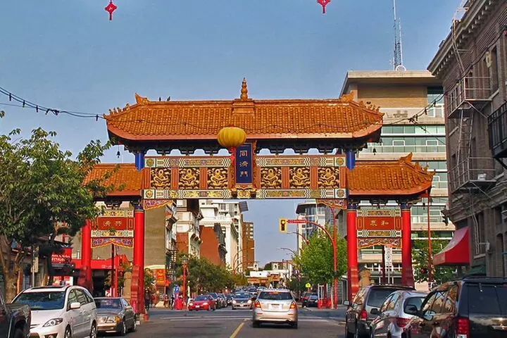 Downtown Victoria's Historical Heart: A Self-Guided Walking Tour