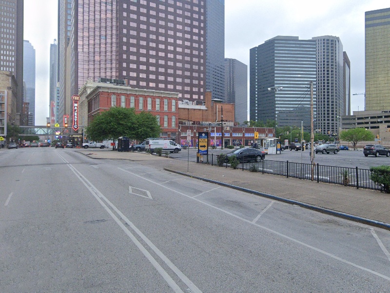 Parking at 2001 Elm St. Lot