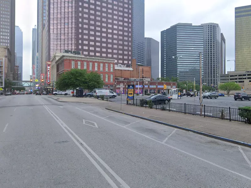Parking at 2001 Elm St. Lot - Primary Image