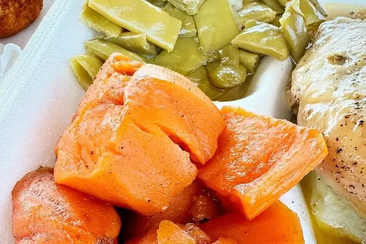 Birmingham's Culinary Tapestry: A Southern Lunch Experience - Second Medium