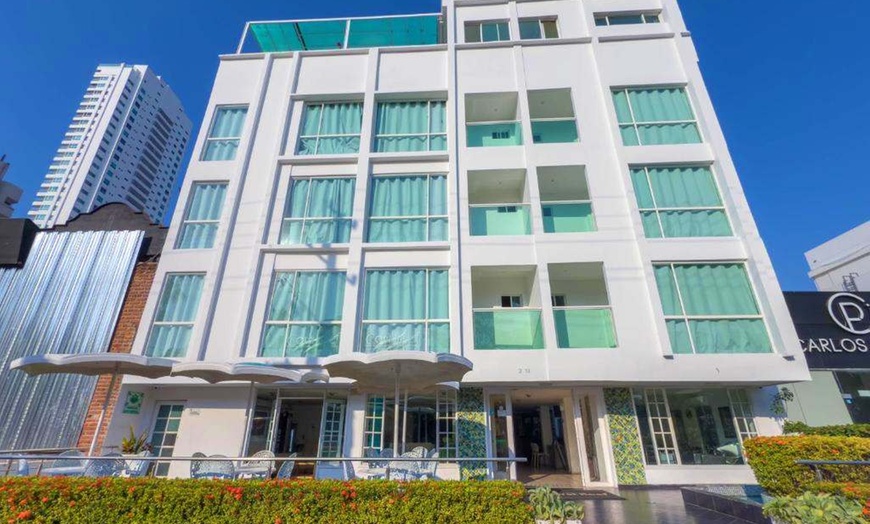 Image 21: ✈ COLOMBIA | Bocagrande - Coral Reef 3*, 5 notti - Piscina esterna