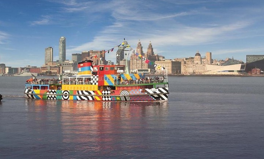 Image 2: Liverpool: River Cruise & Sightseeing Bus Tour