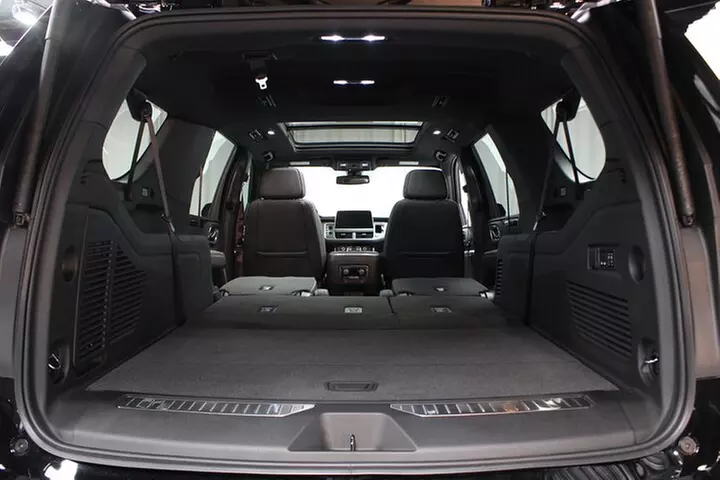 Private Airport Transfer from JFK LGA and EWR to Manhattan - Second Medium