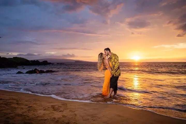Maui Photoshoot Fun and Creative memories
