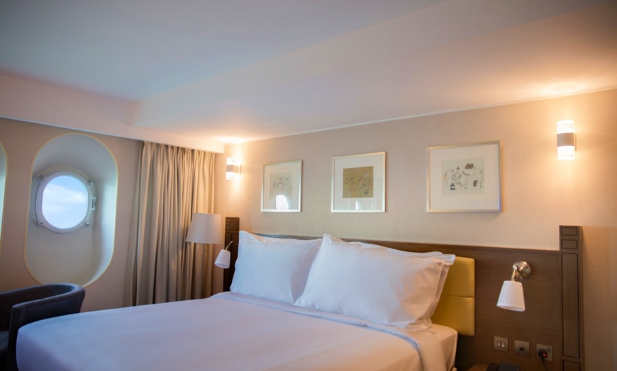 Image 4: ✈ ZJEDNOCZONE EMIRATY ARABSKIE | Dubaj - Queen Elizabeth 2 Hotel 4*...