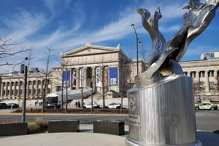 Luxury Minibus Chicago City Tour