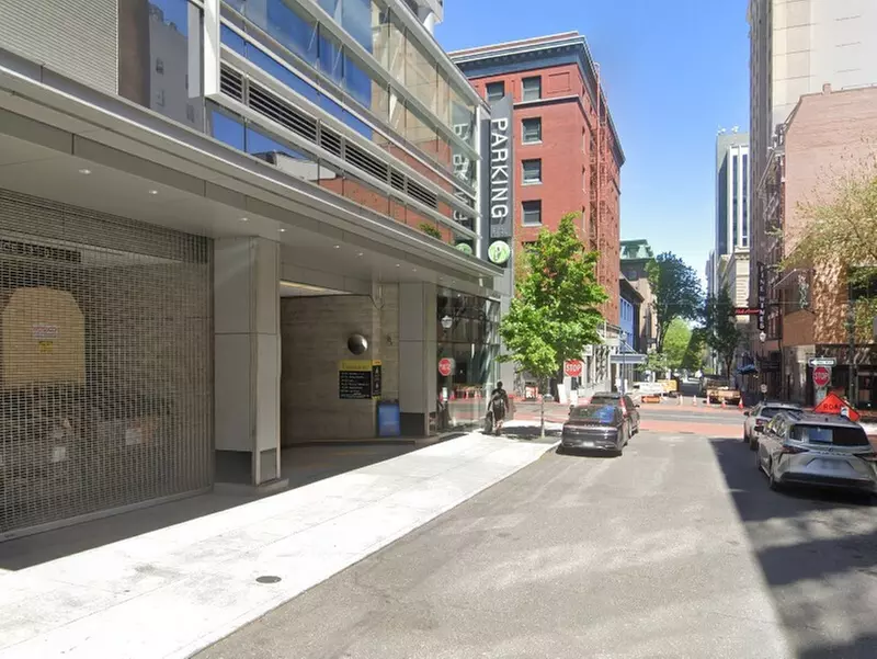 Parking at Park Avenue West Apartments Garage - Primary Image