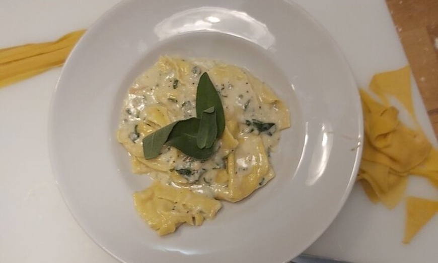 Image 5: Cucina di Mamma - Lezione di preparazione della pasta