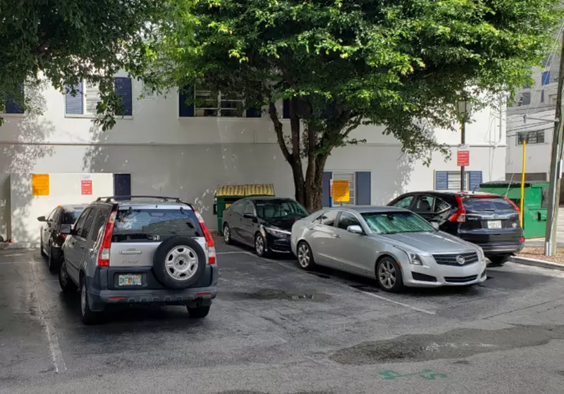 Parking at 160 Almeria Ave. Lot - P2502