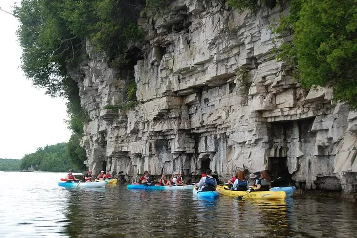 Death's Door Bluff Kayak Tour