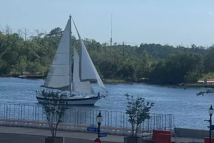 Sailing Charters in Wilmington