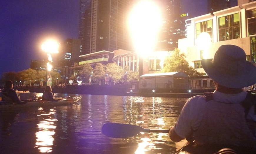 Image 13: Melbourne City Twilight Kayak Tour