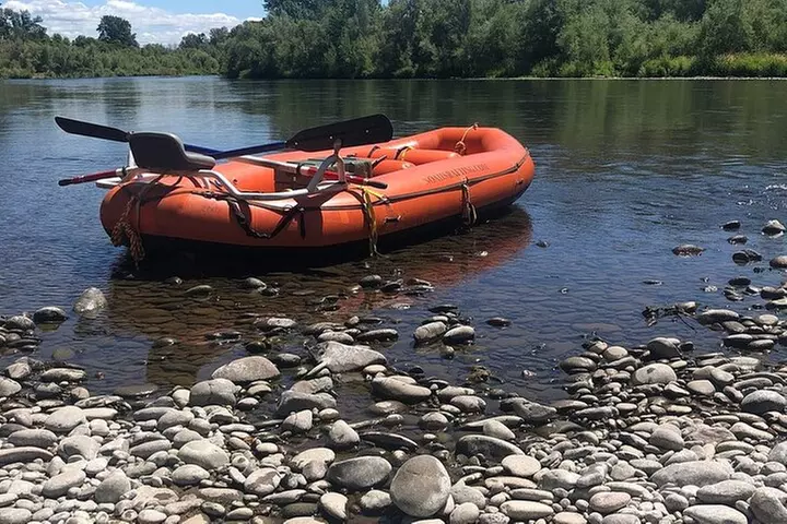 Rogue River Family Float & Discovery Park-Rafting and Kayaking