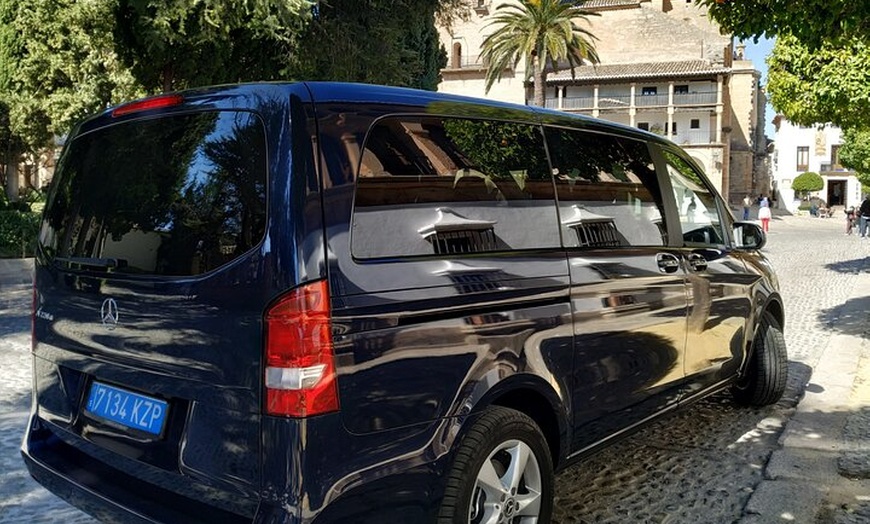 Image 1: Ruta Puentes y Murallas de Ronda + Visita a Bodega y cata 4 vinos