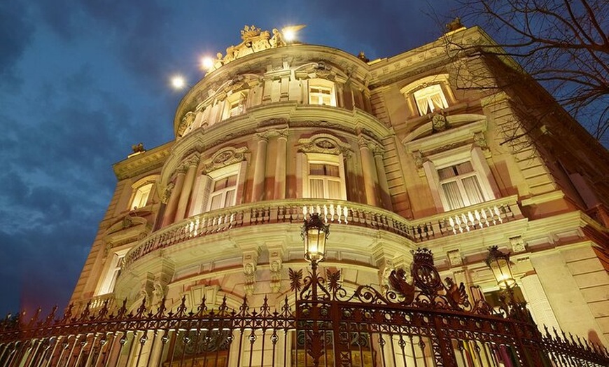 Image 7: ¡Recorrido a pie por Madrid esta noche con espectáculo flamenco!