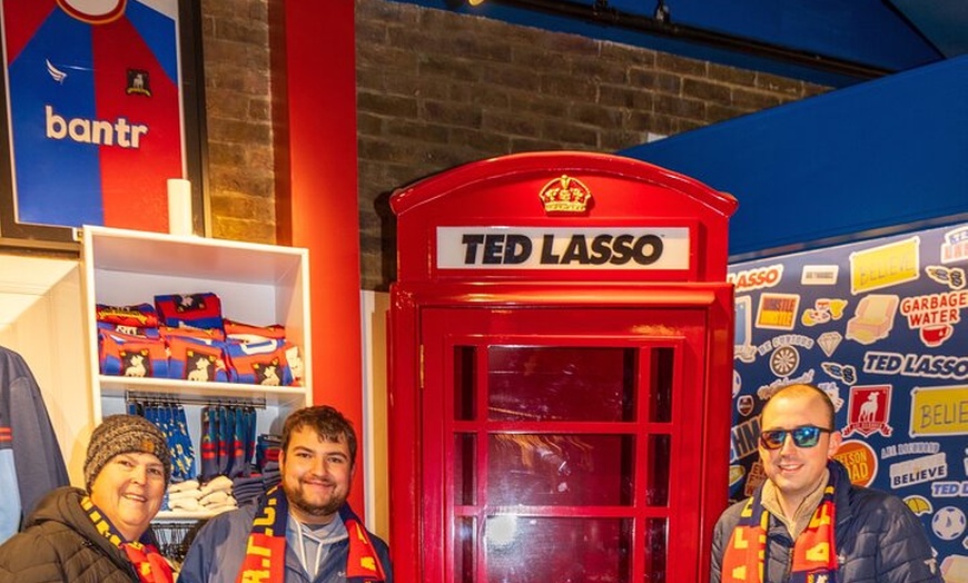 Image 4: Ted Lasso Black Cab Tour