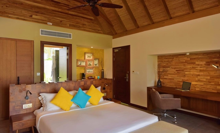 Image 5: ✈ MALDIVES | Lhaviyani Atoll - Fushifaru Maldives 5* - Spa