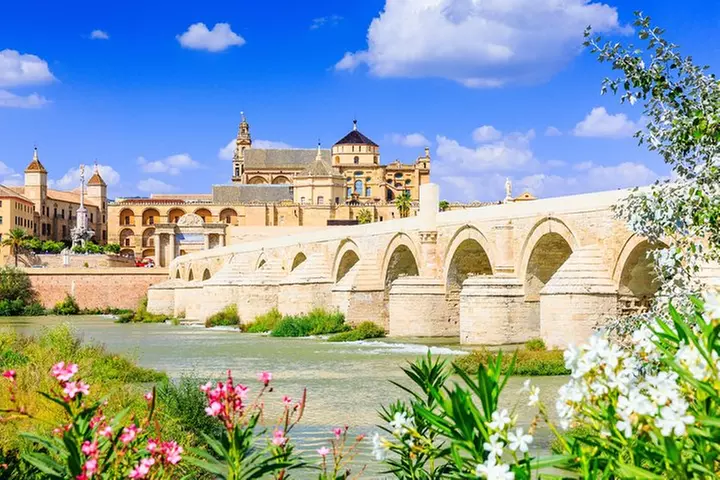 Mezquita-Catedral, Alcázar y Judería con Entradas