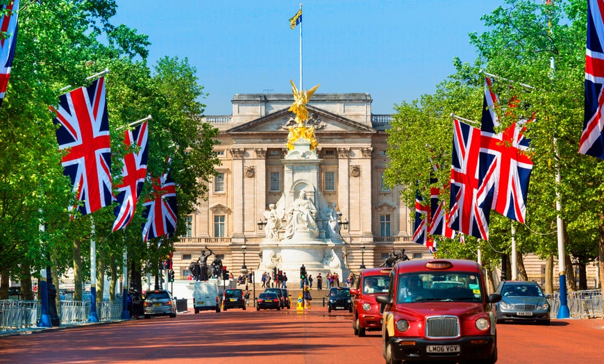 Image 13: ✈ UNITED KINGDOM | London - The Royal National 3* - City break