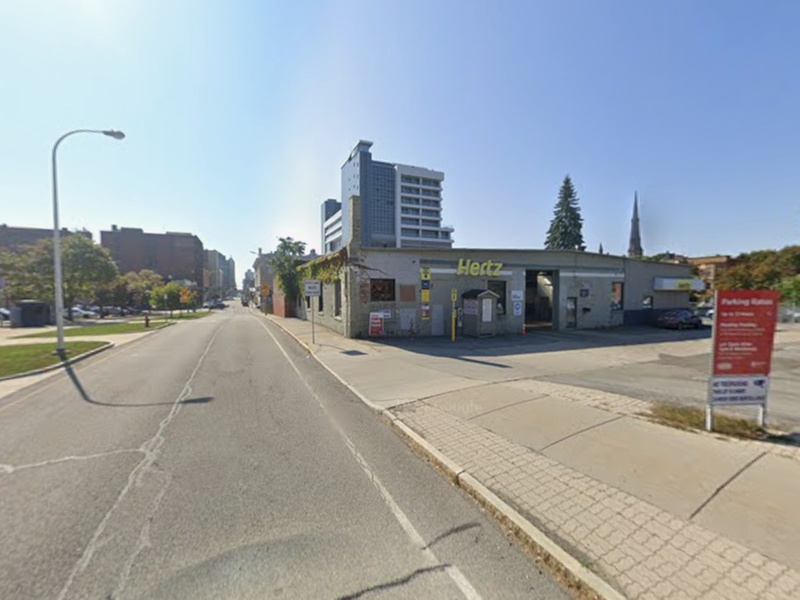 Parking at 554 Pearl St. Lot -P8136