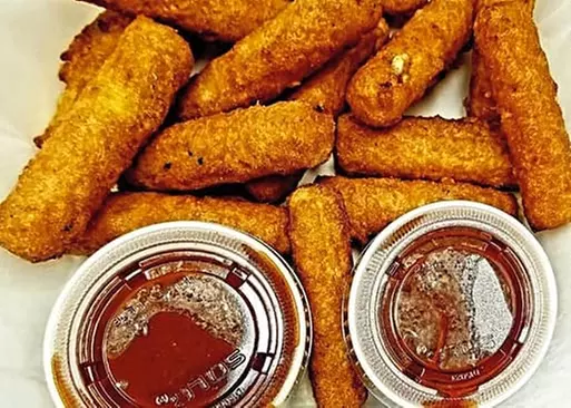 5% Cash Back at Perlas Pizza Restaurant