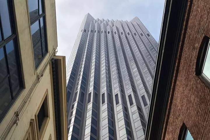Unfolding the Financial District: A San Francisco Chronicle Self-Gu...