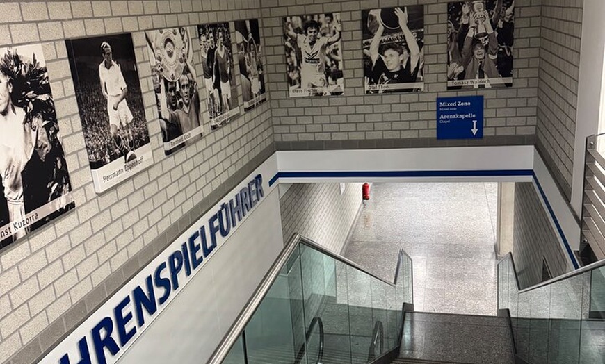 Image 13: Volkswagen T2 Bulli Tour zur Schalke Arena mit Führung