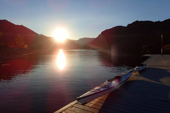 Twilight or Moonlight Kayak Tour in Lake Mead National Recreation Area - Second Medium