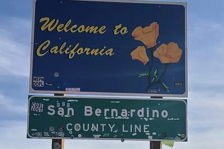 California Desert, Red Rock Views and Seven Magic Mountains